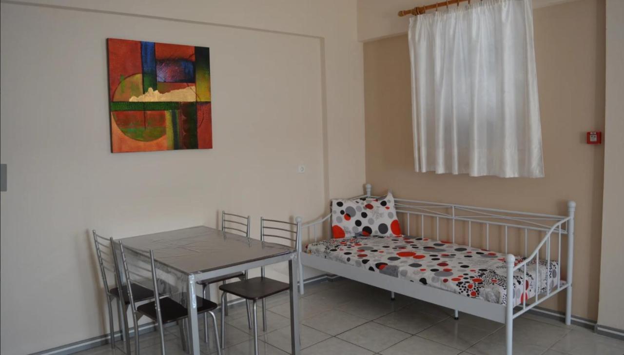 Iro Apartments Paralia Agias Foteinis Eksteriør bilde