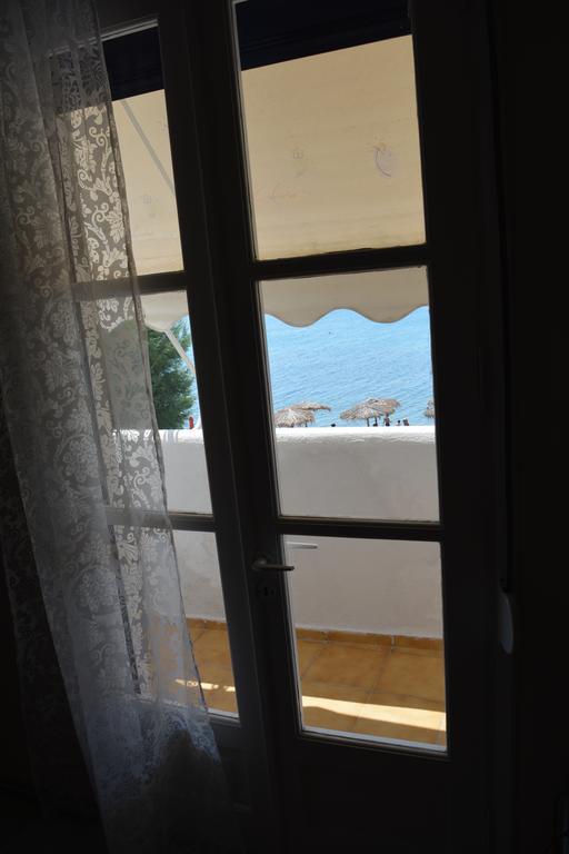 Iro Apartments Paralia Agias Foteinis Eksteriør bilde
