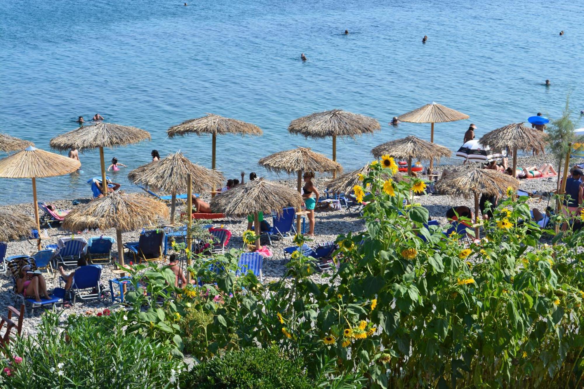 Iro Apartments Paralia Agias Foteinis Eksteriør bilde