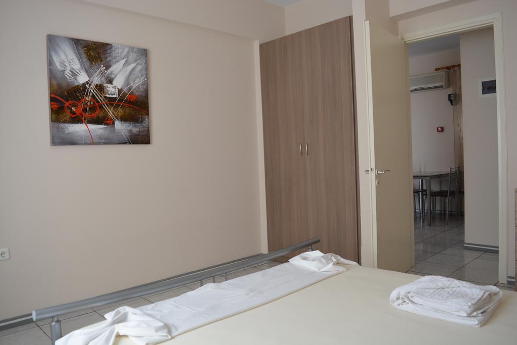 Iro Apartments Paralia Agias Foteinis Eksteriør bilde